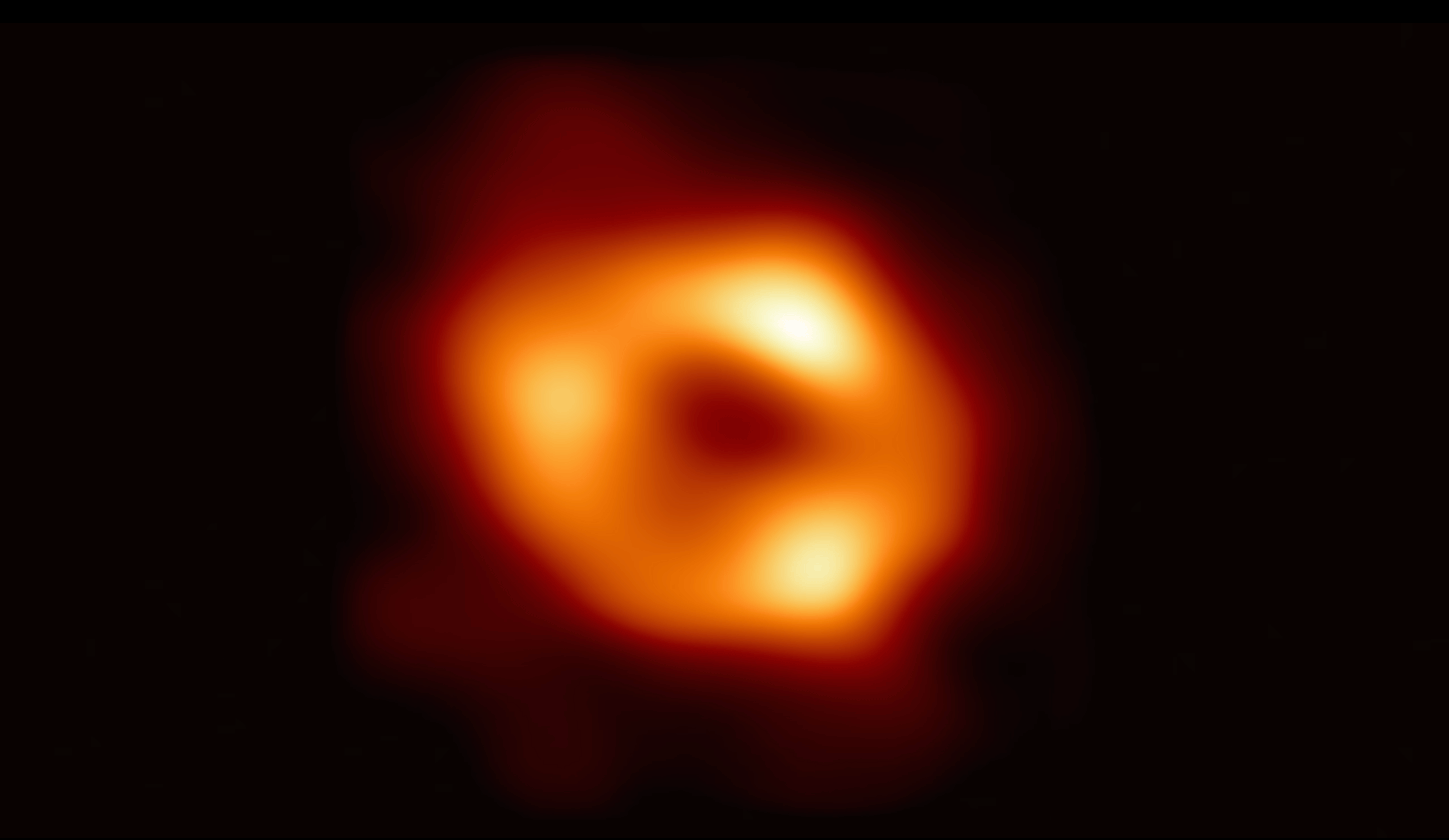 Conoce a Sgr A*: Acercándonos al agujero negro del centro de nuestra galaxia